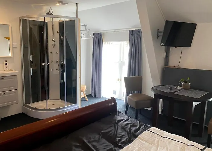 Het Centrum Bed and breakfast Weurt